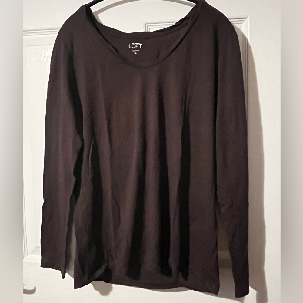 Loft Long sleeve, scoop neck brown t-shirt, size XL